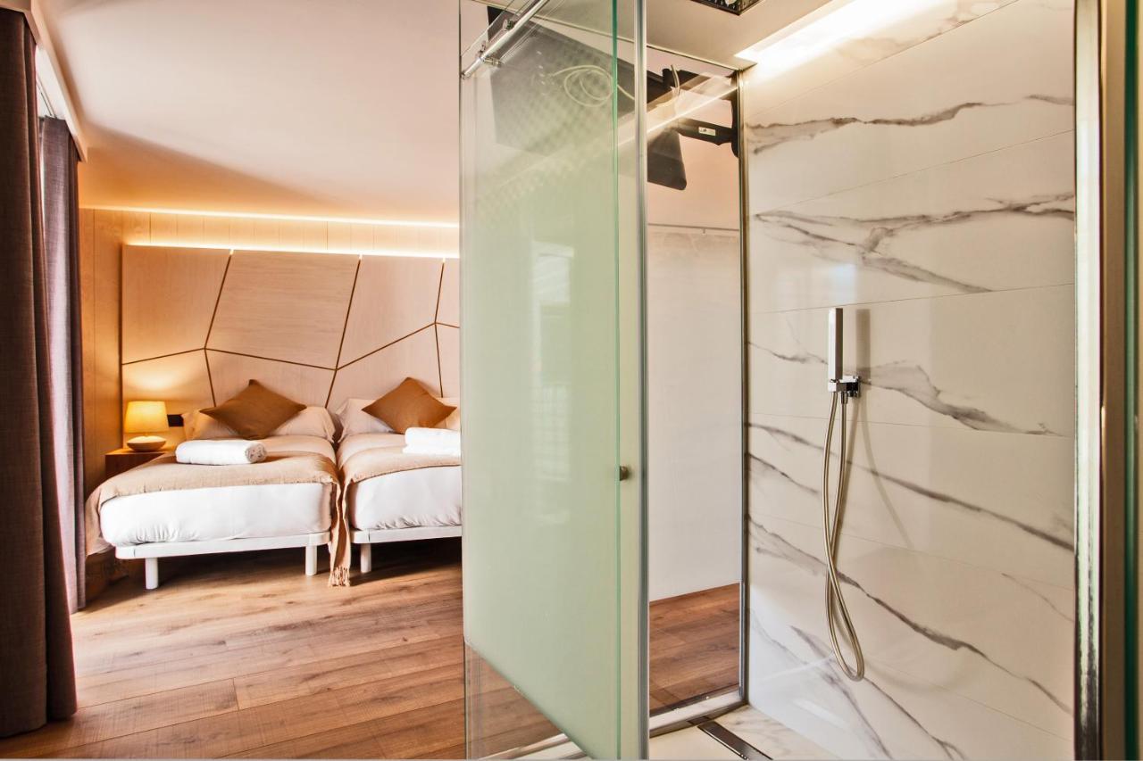 Hotel Plaza Obradoiro By Bossh! Hotels サンティアゴ・デ・コンポステーラ エクステリア 写真